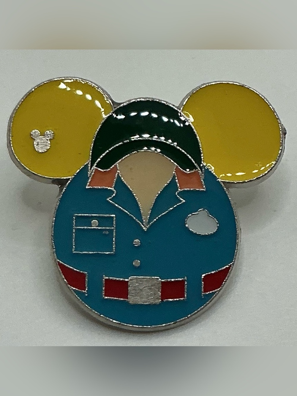 2015 DISNEY HIDDEN MICKEY HOLLYWOOD STUDIOS CAST MUPPET VISION 3D  UNIFORM PIN